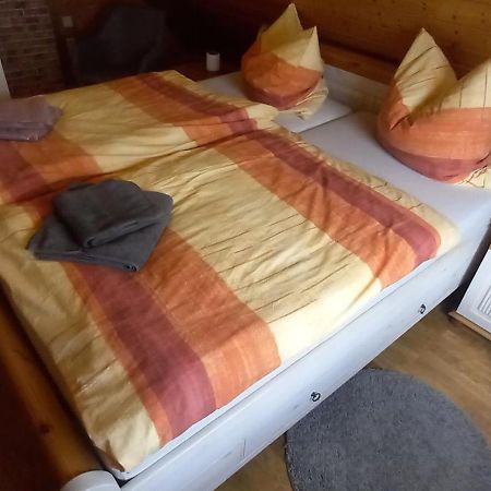 Kleine, Gemuetliche Dachgeschosswohnung Laudenbach  Bagian luar foto
